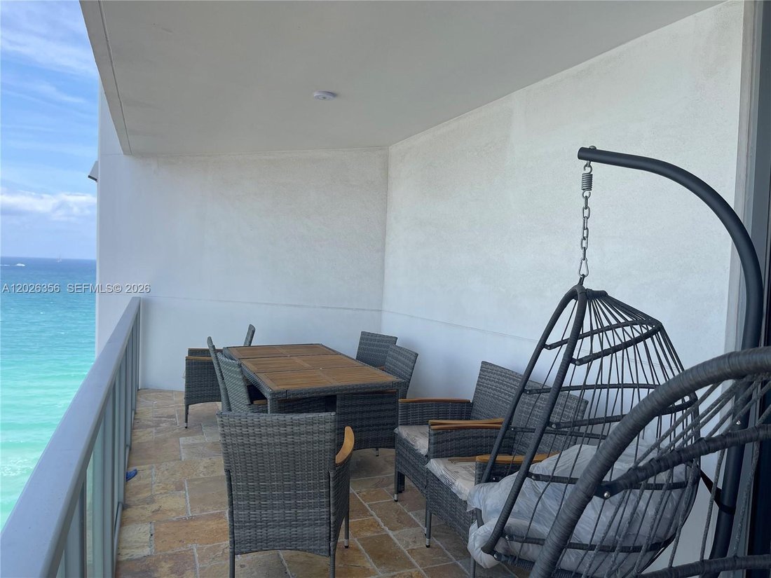 Condo in Hollywood, Florida, United States 3 - 18019236