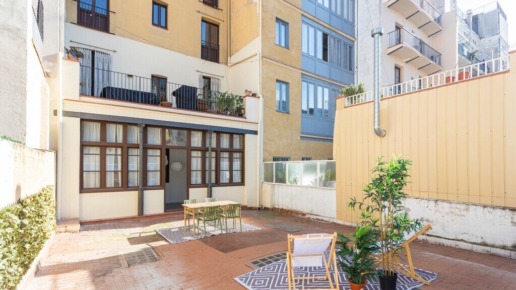 Apartment in Ciutat Vella, Barcelona, Spain 2 - 18019777