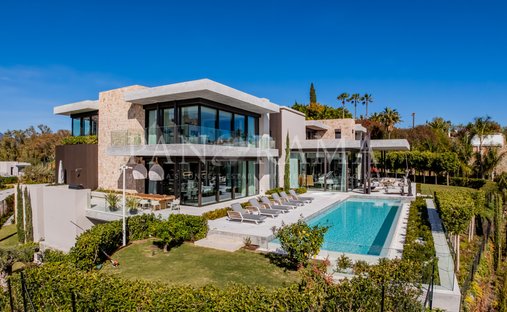 Villa in La Quinta, Benahavis, Andalusia 1