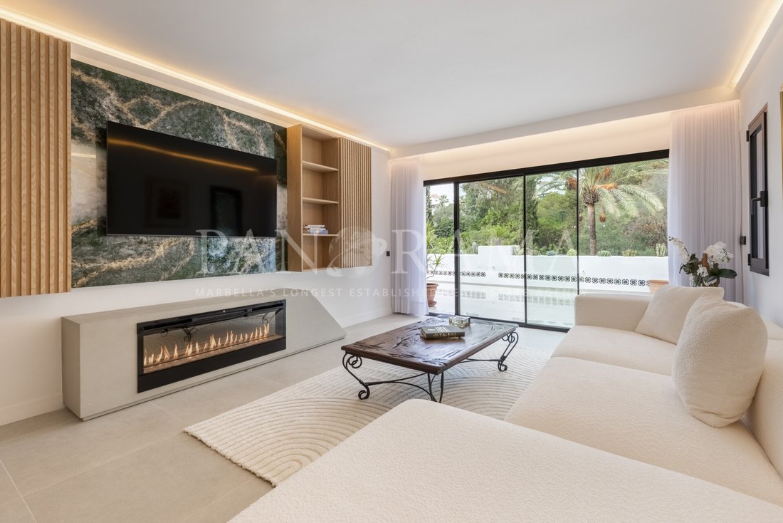 Apartment in Marbella, Andalusia, Spain 1 - 14900654