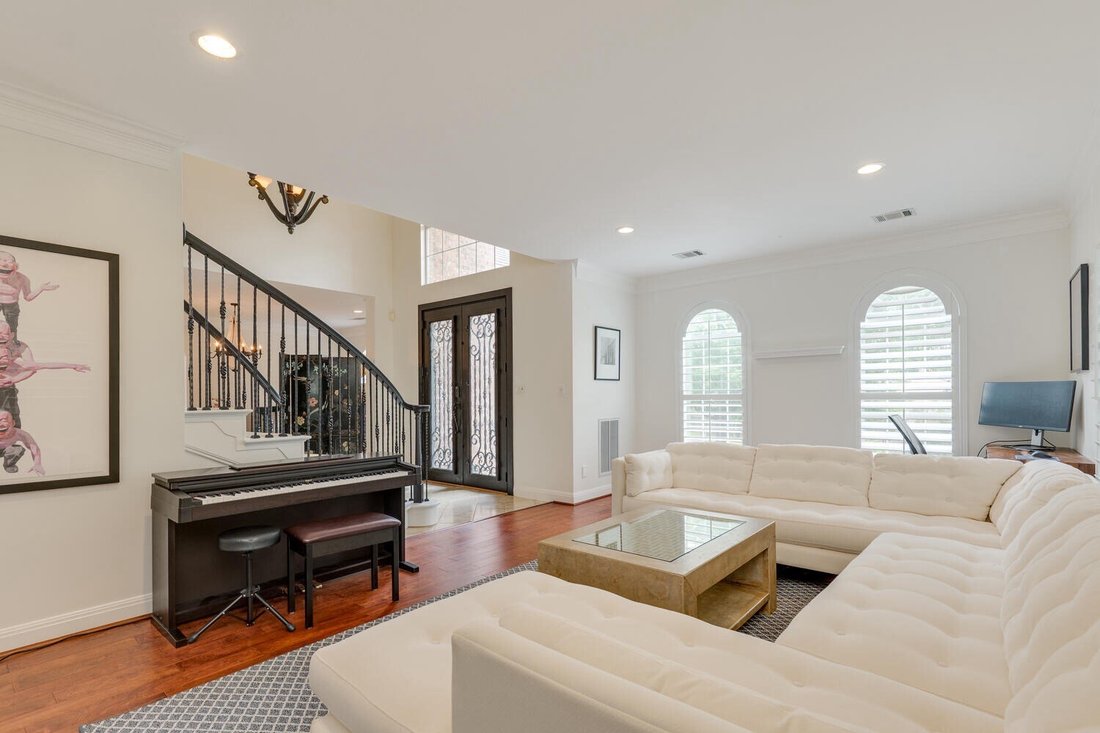 House in Spicewood, Texas, United States 2 - 18020940
