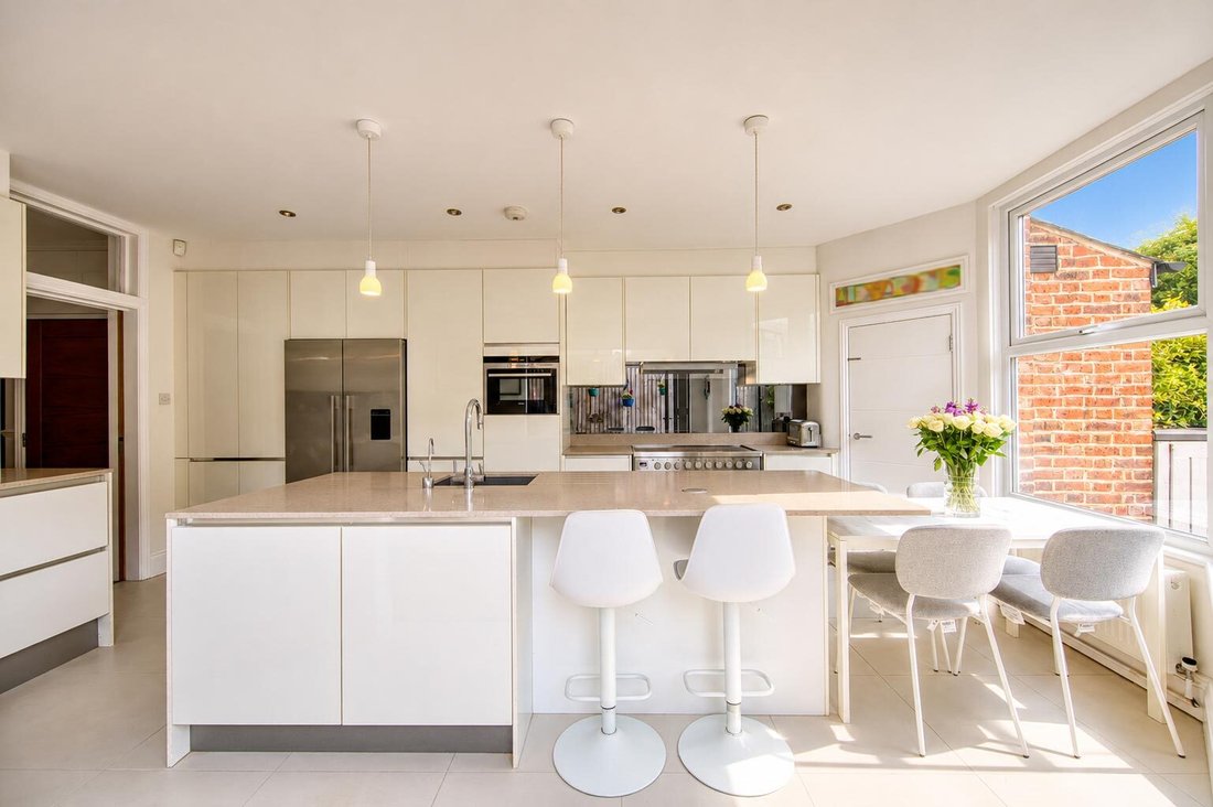 House in West Hampstead, Camden, England 3 - 18019009