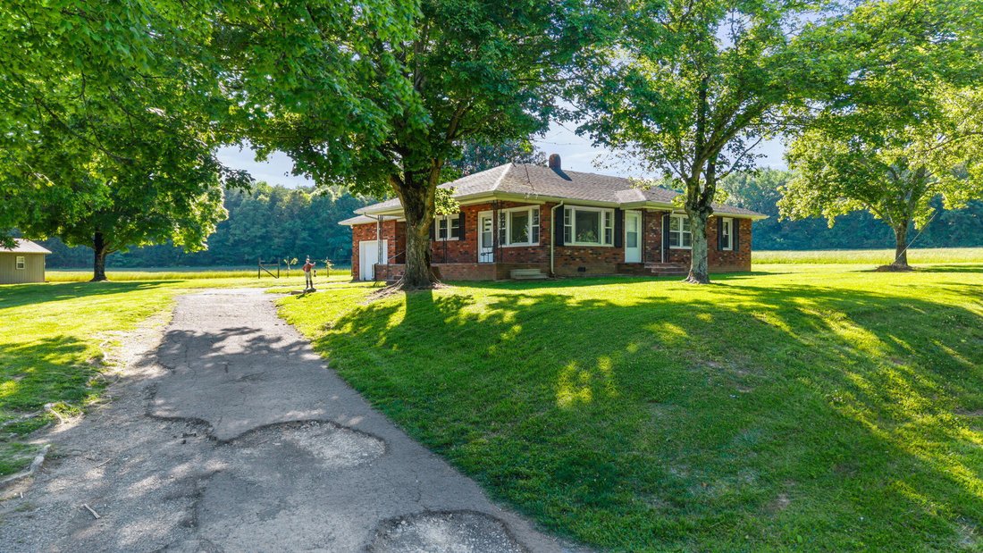 House in Etowah, Tennessee, United States 5 - 18020909