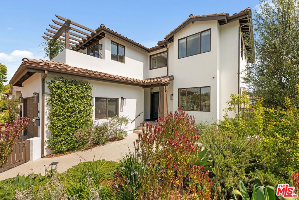 House in Los Angeles, California, United States 2 - 18018835