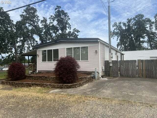 House in Oregon City, Oregon, United States 2 - 18018624