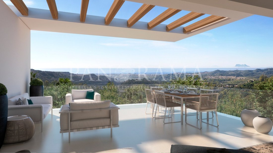 Penthouse in Benahavis, Andalusia, Spain 1 - 13289998