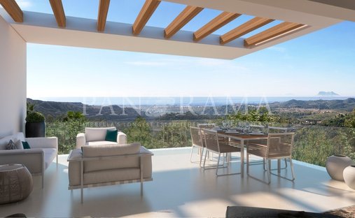 Penthouse in Benahavis, Andalusia, Spain 1