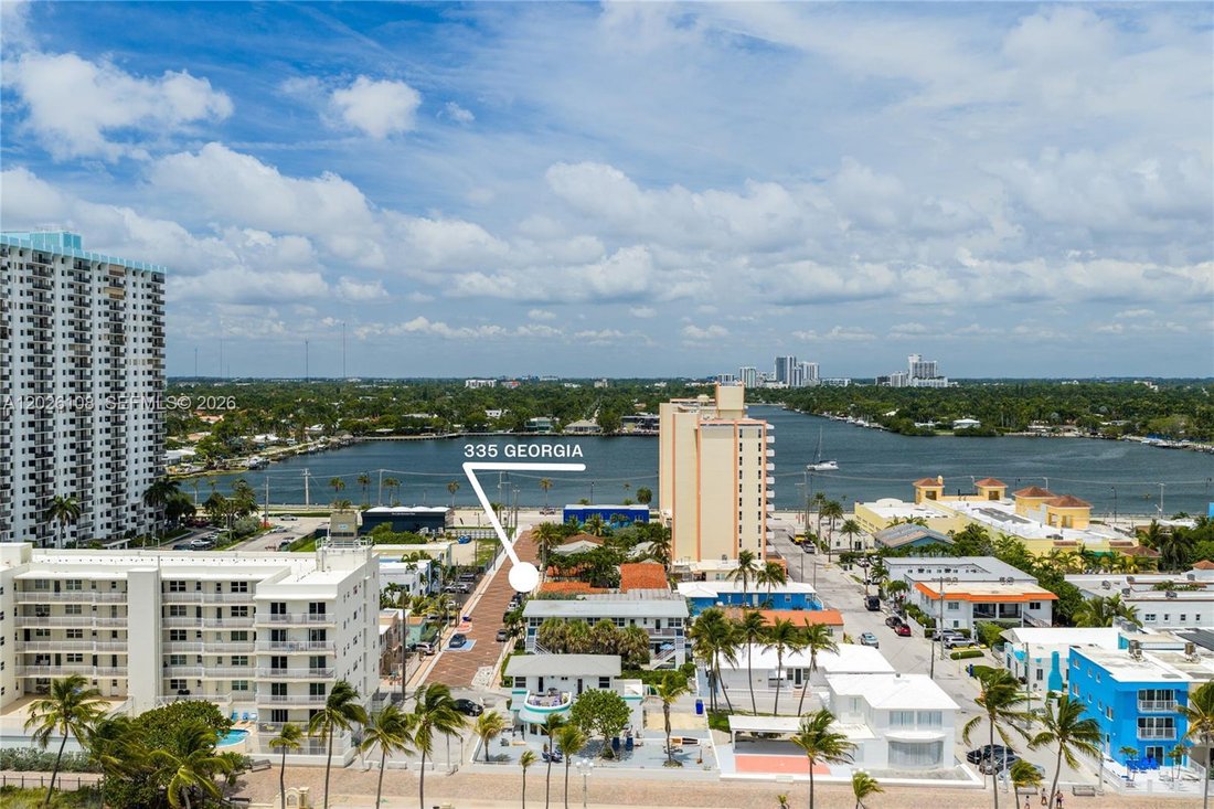 Hollywood, Florida, United States 3 - 18019271