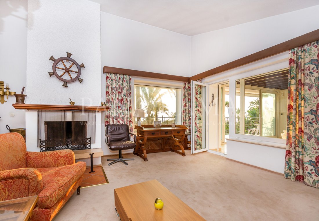 Villa in Marbella, Andalusia, Spain 4 - 10566396