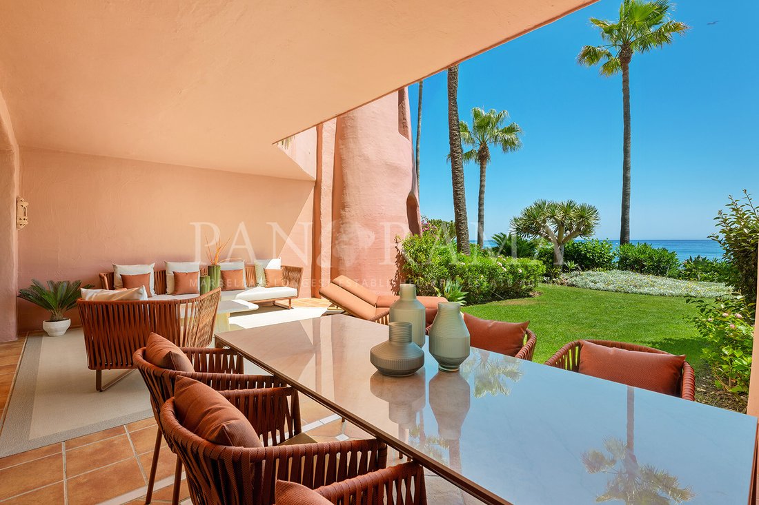 Apartment in Gualdalmansa, Estepona, Andalusia 4 - 15894338