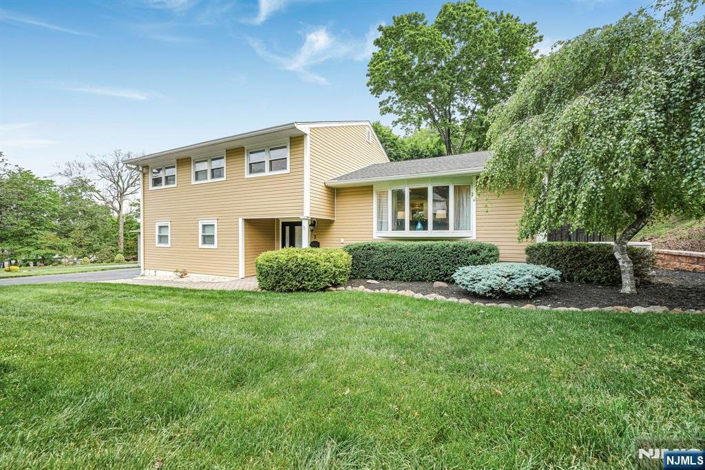 House in Wayne, New Jersey, United States 2 - 18018198