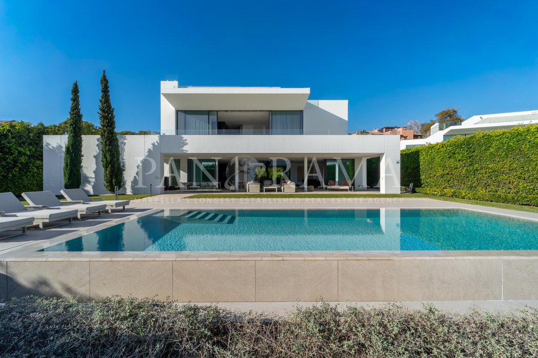 Villa in Golden Mile, Andalusia, Spain 1 - 16582178