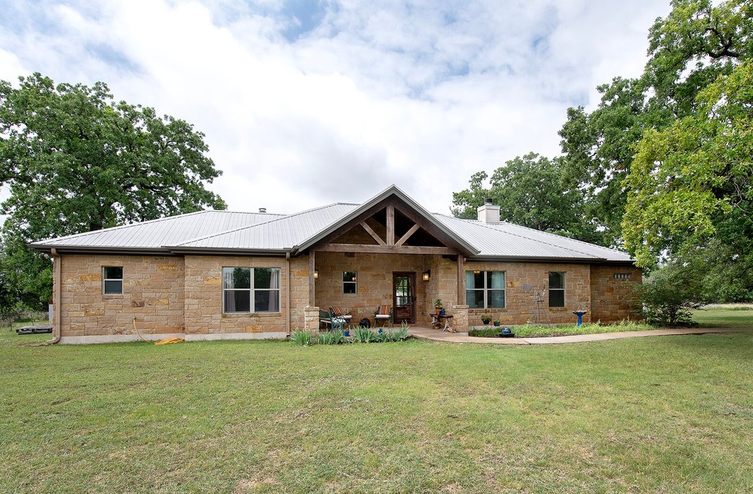 House in Liberty Hill, Texas, United States 2 - 18018179