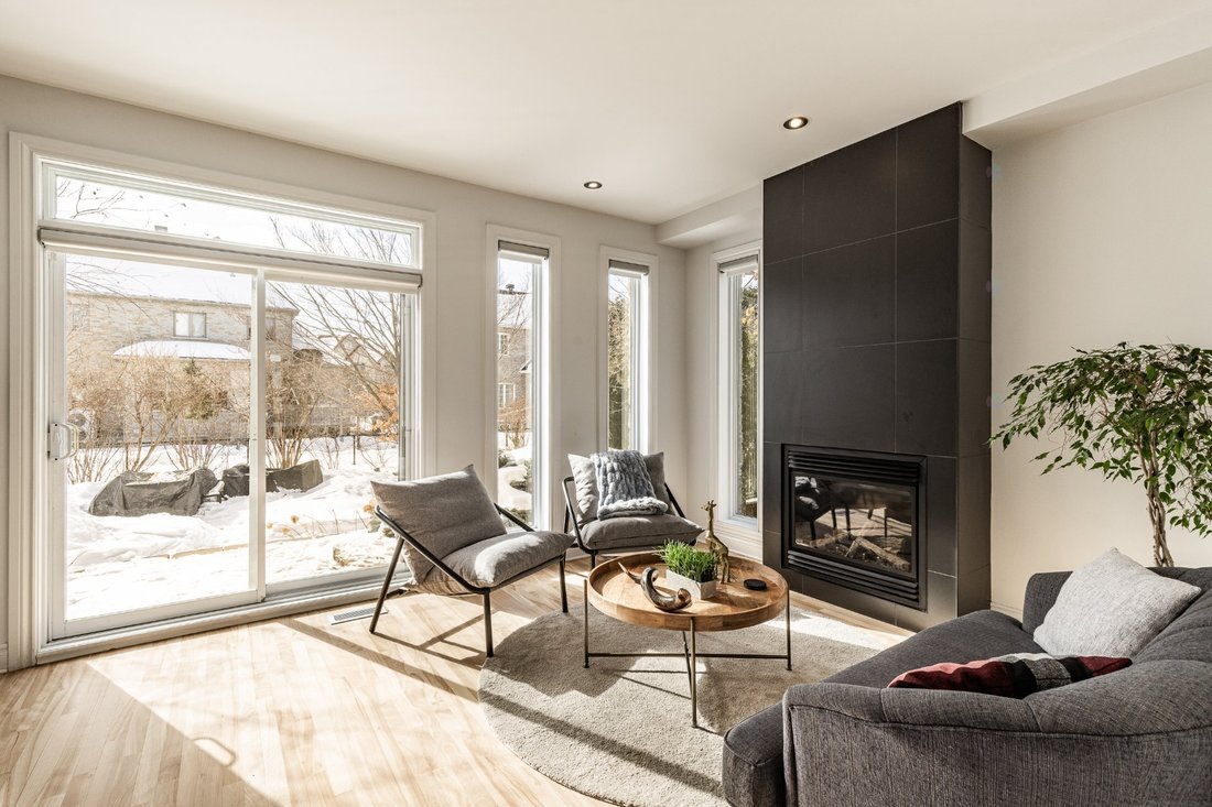 House in Brossard, Quebec, Canada 2 - 18020544