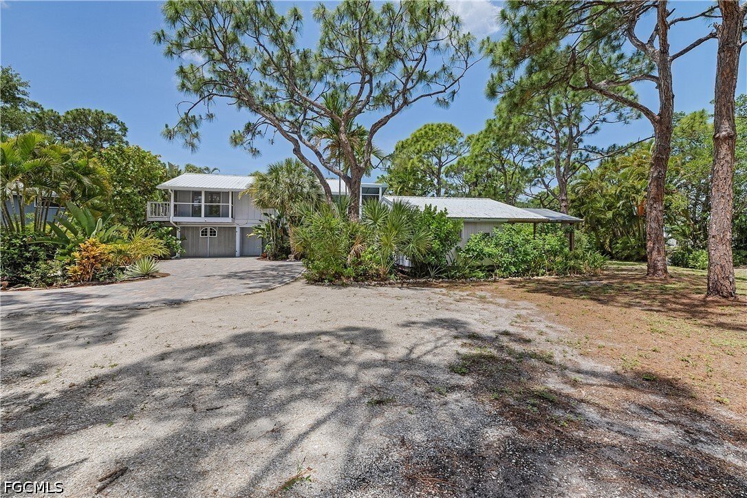 House in Bokeelia, Florida, United States 3 - 18018682
