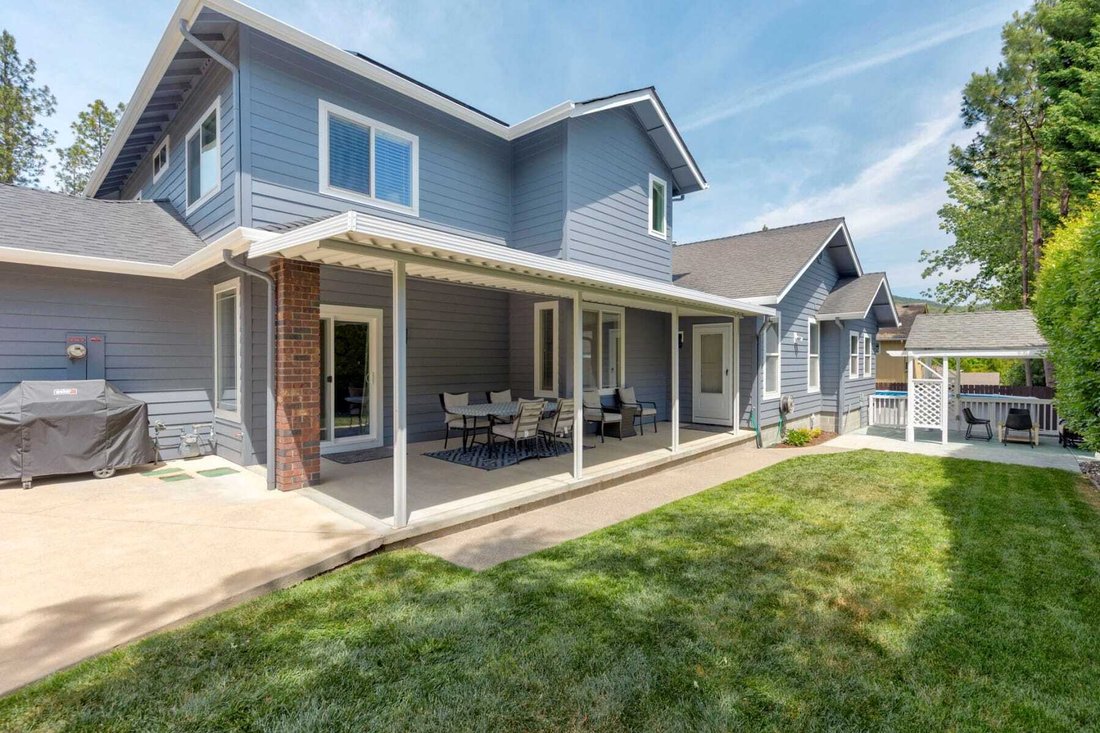 House in Grants Pass, Oregon, United States 4 - 18019352