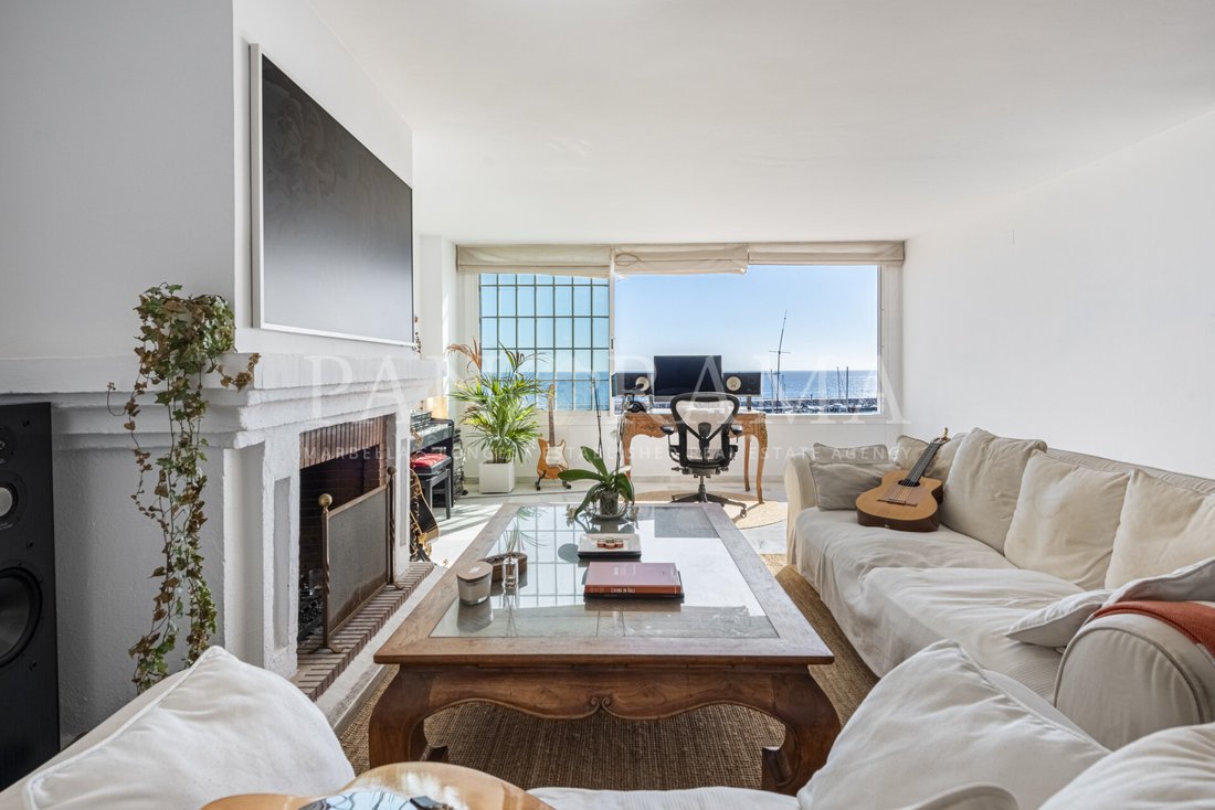 Apartment in Puerto Banus, Marbella, Spain 3 - 14989125