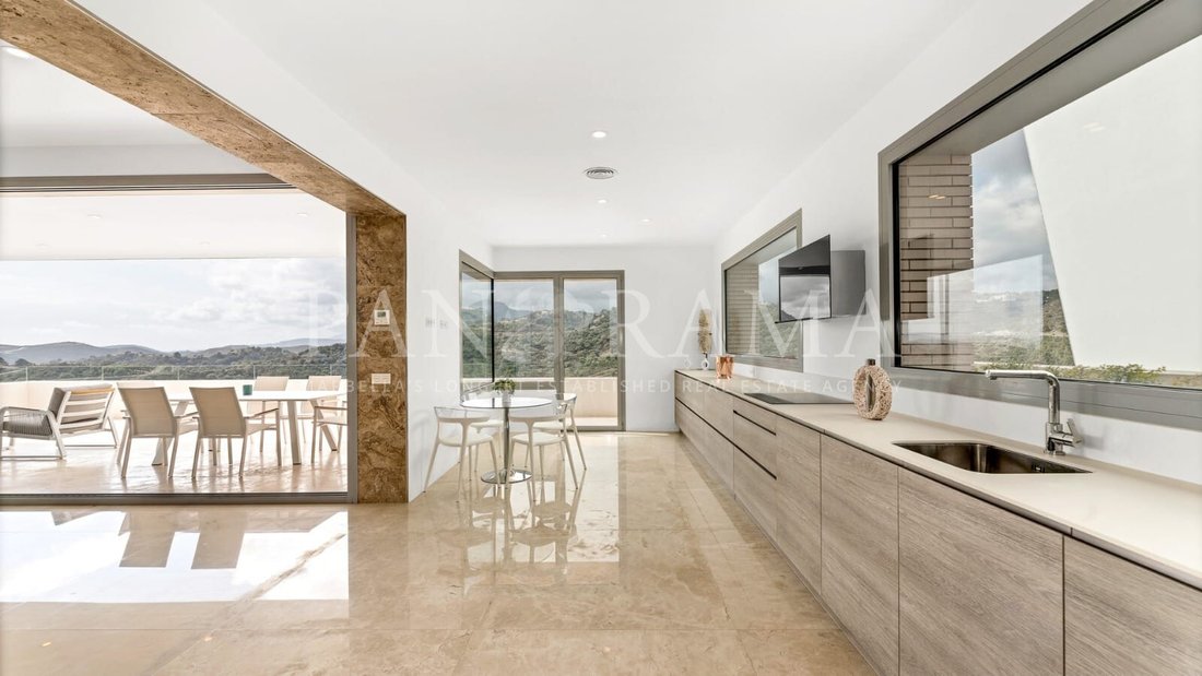 Villa in Benahavis, Andalusia, Spain 5 - 12227042
