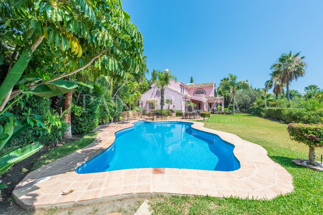 Villa in Benahavis, Andalusia, Spain 5 - 13163058