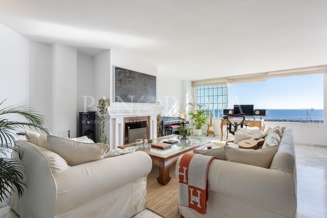 Apartment in Puerto Banus, Marbella, Spain 2 - 14989125
