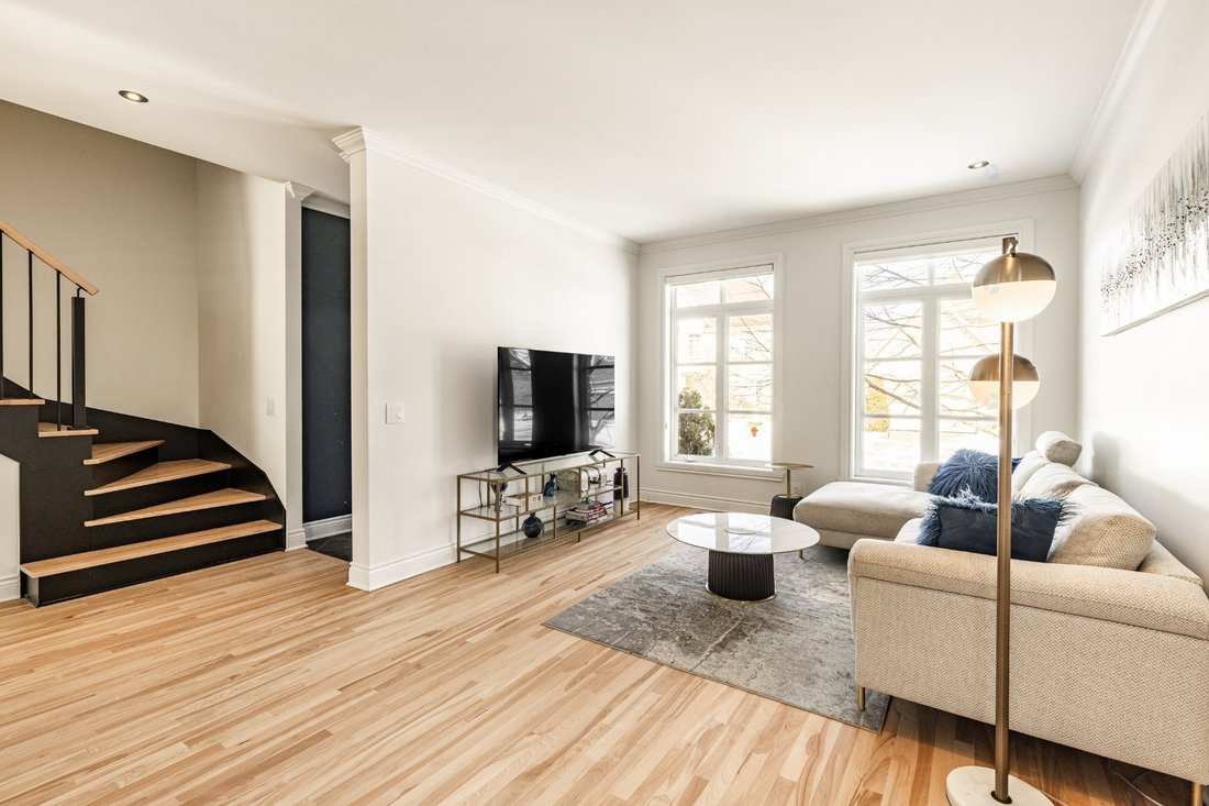 House in Brossard, Quebec, Canada 5 - 18020544