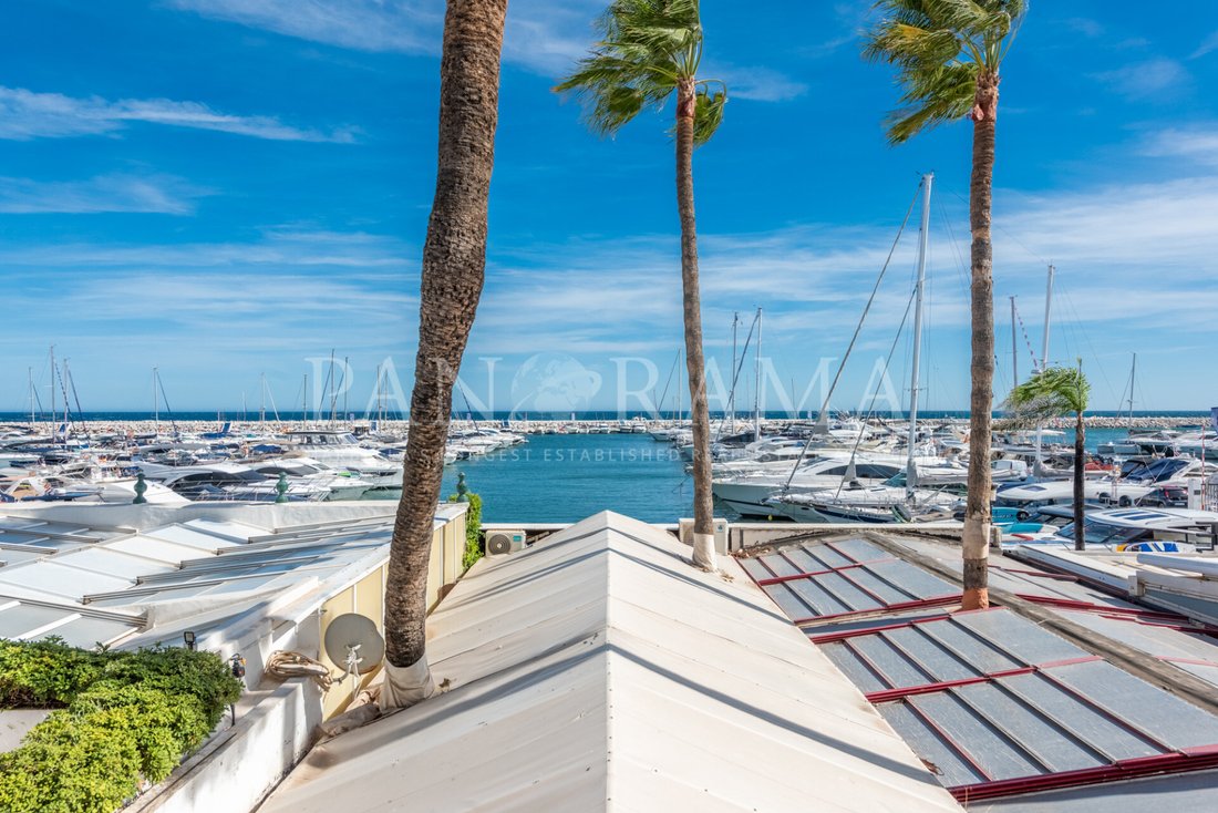 Apartment in Puerto Banus, Marbella, Spain 3 - 13886750