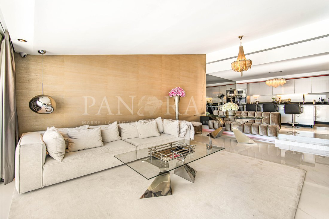 Apartment in Puerto Banus, Marbella, Spain 5 - 13897319