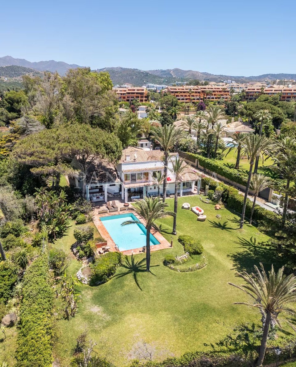 Villa in Marbella, Andalusia, Spain 2 - 10566396