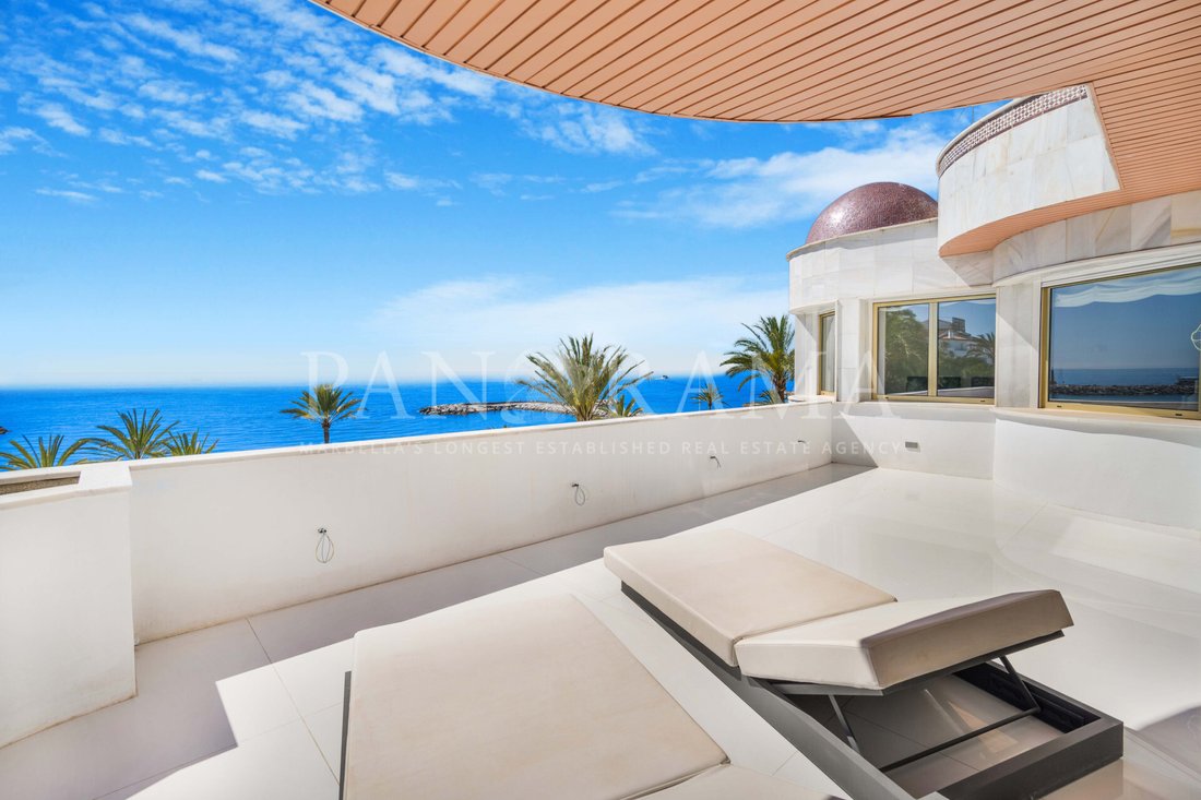 Apartment in Puerto Banus, Marbella, Spain 3 - 16094699
