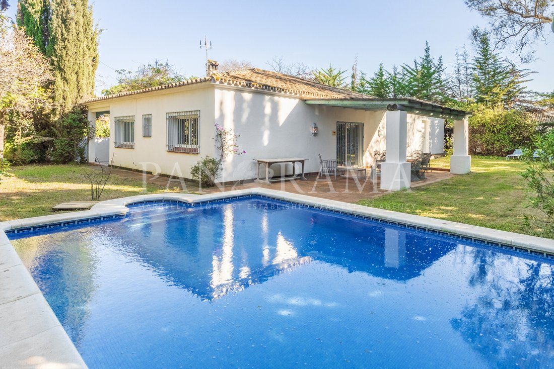 Villa in Puerto De Cabopino, Elviria-Cabopino, Marbella 1 - 12701822