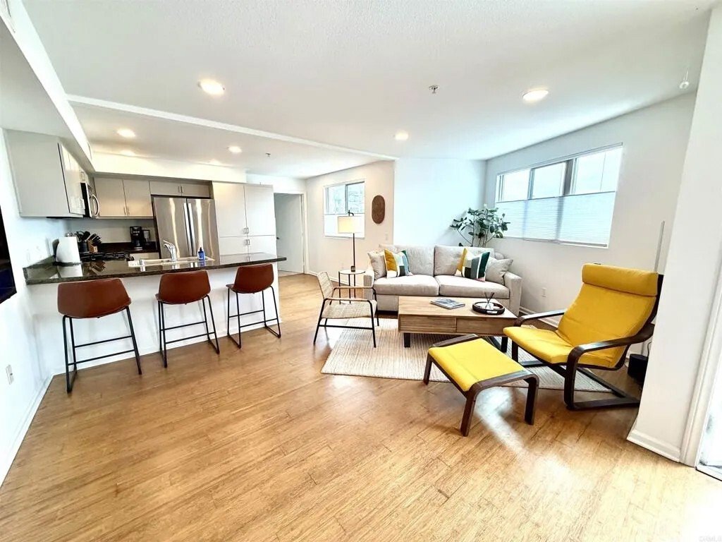 Condo in Encinitas, California, United States 2 - 18019898