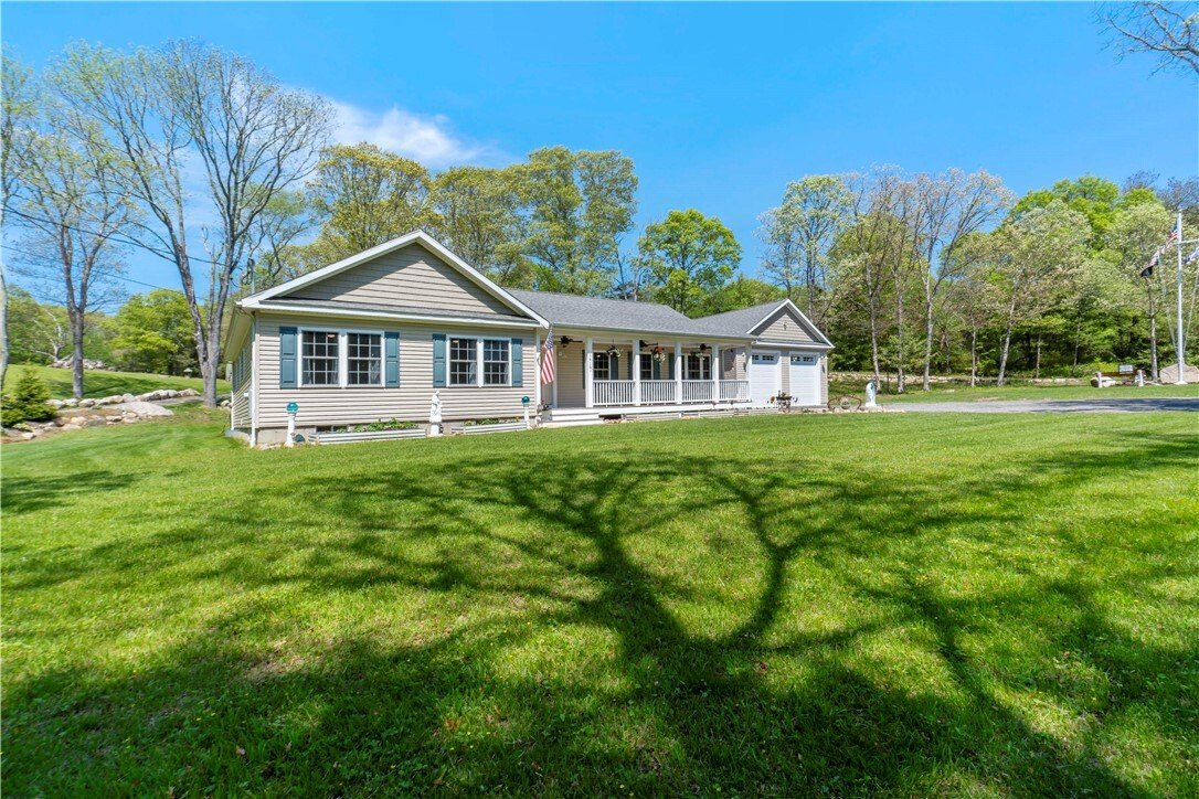 South Kingstown, Rhode Island, United States 2 - 18018751
