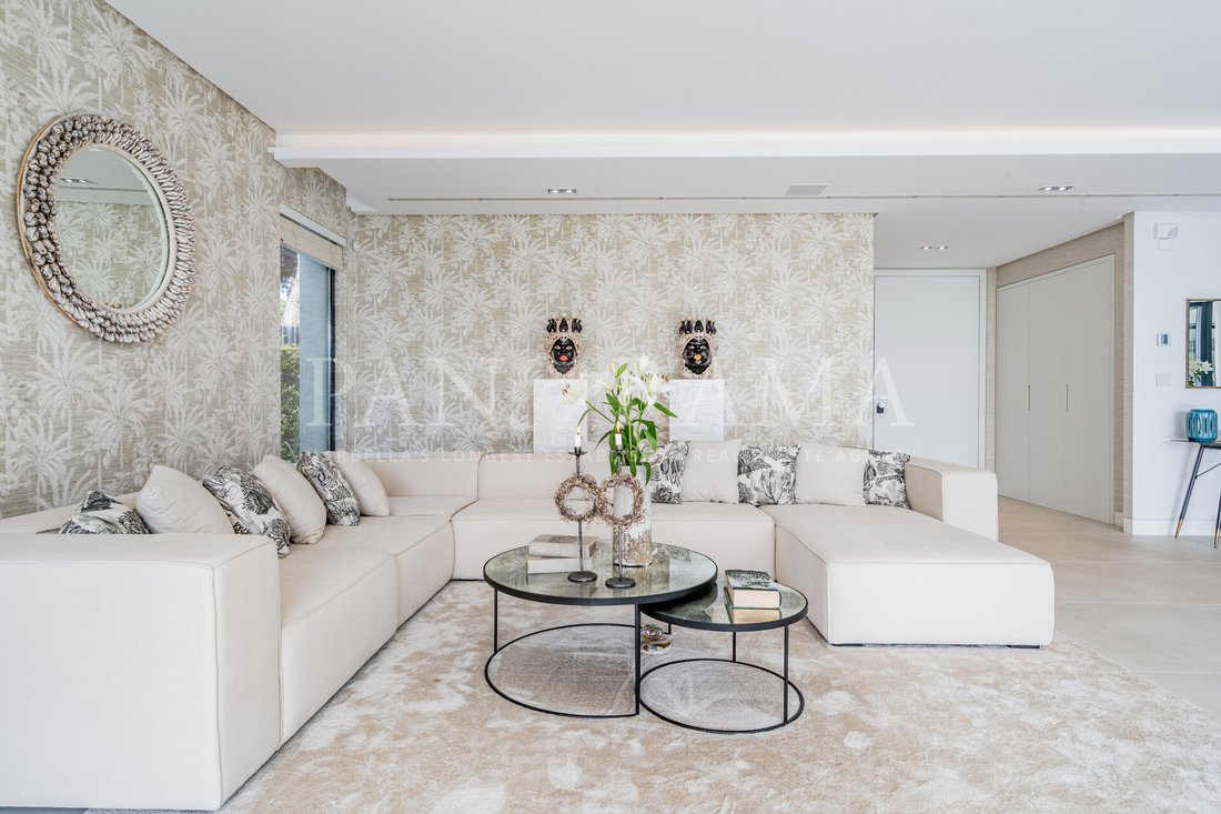 Villa in Elviria-Cabopino, Marbella, Spain 4 - 17532314