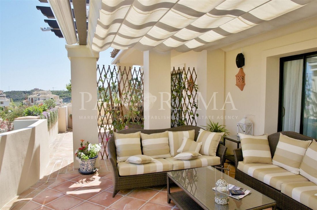 Penthouse in Benahavis, Andalusia, Spain 4 - 15115174