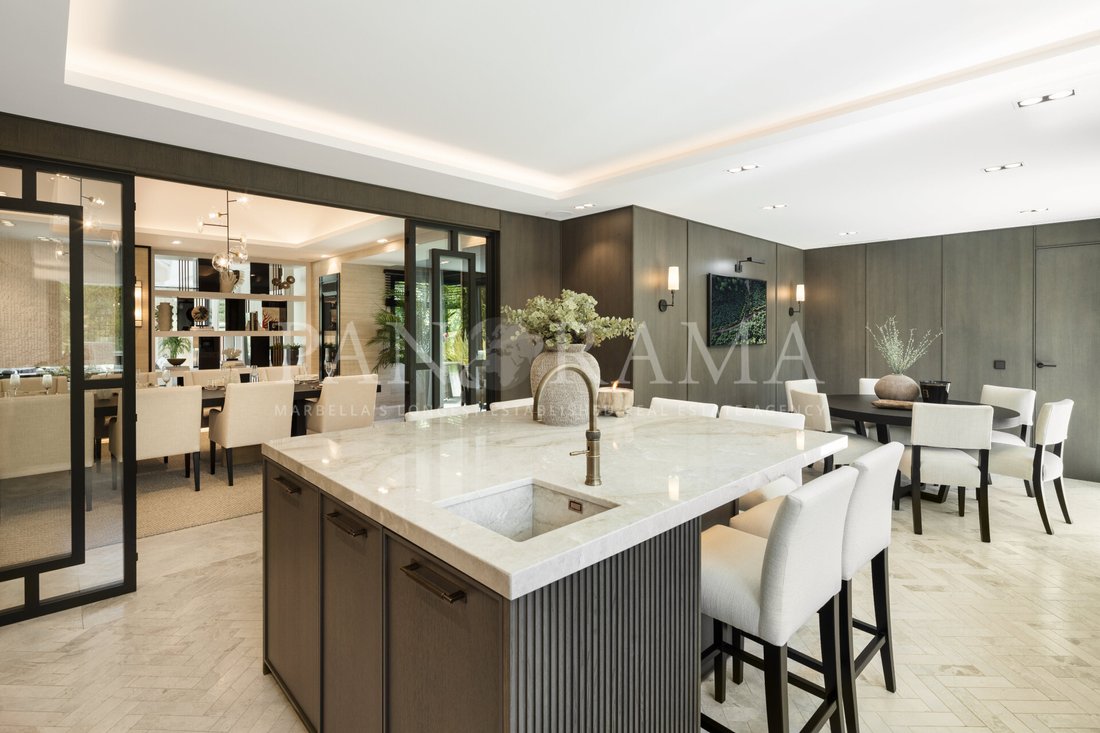 Villa in Nueva Andalucia, Marbella, Spain 5 - 15808989