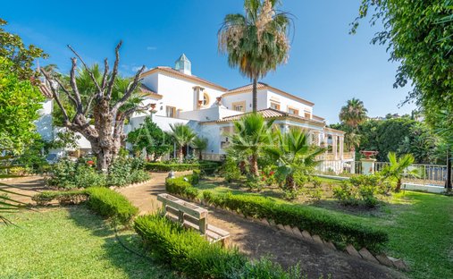Villa in El Paraíso, Benahavis, Spain 1
