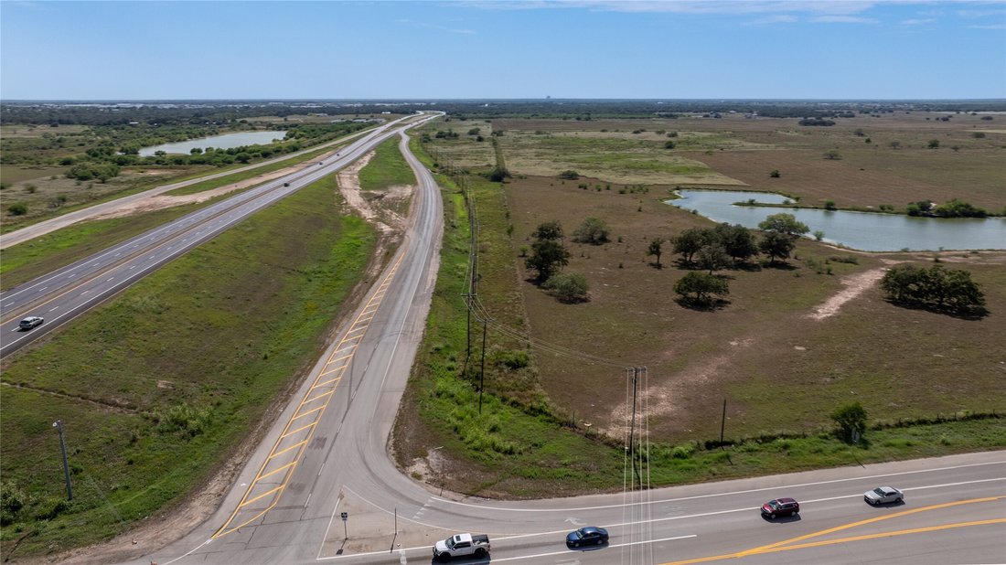 Land in Victoria, Texas, United States 2 - 18017992