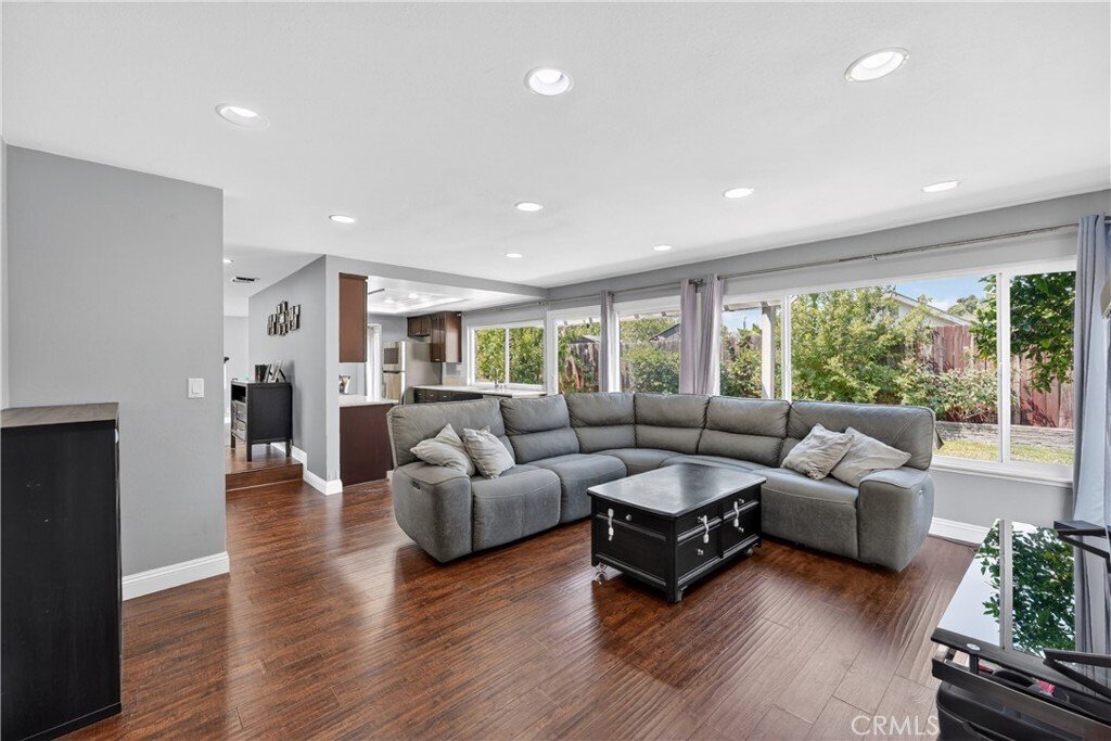 House in Irvine, California, United States 3 - 18021194