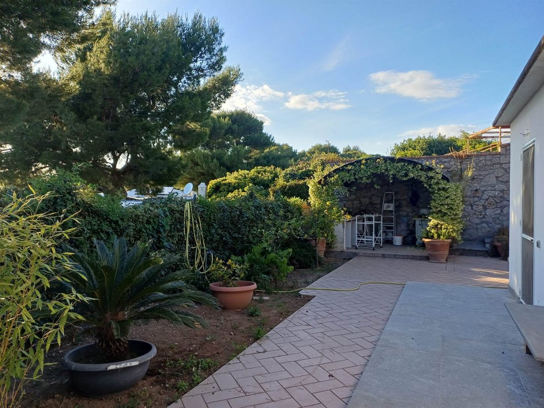 Villa in Anacapri, Campania, Italy 3 - 18019833