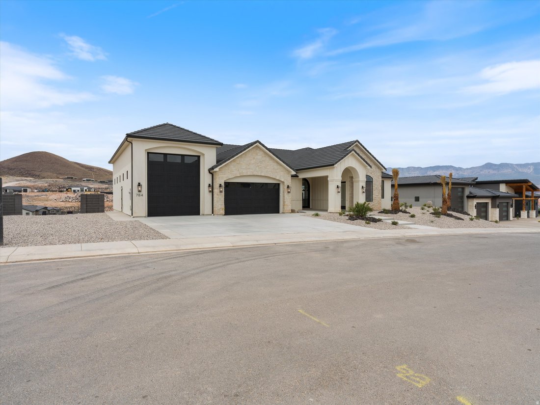 House in Hurricane, Utah, United States 3 - 18020858
