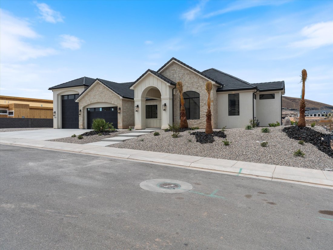 House in Hurricane, Utah, United States 4 - 18020925