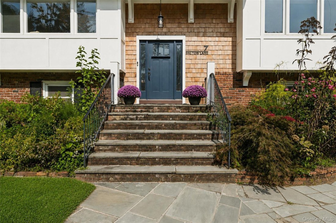 House in East Northport, New York, United States 2 - 18021753