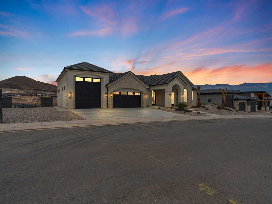 House in Hurricane, Utah, United States 1 - 18020925