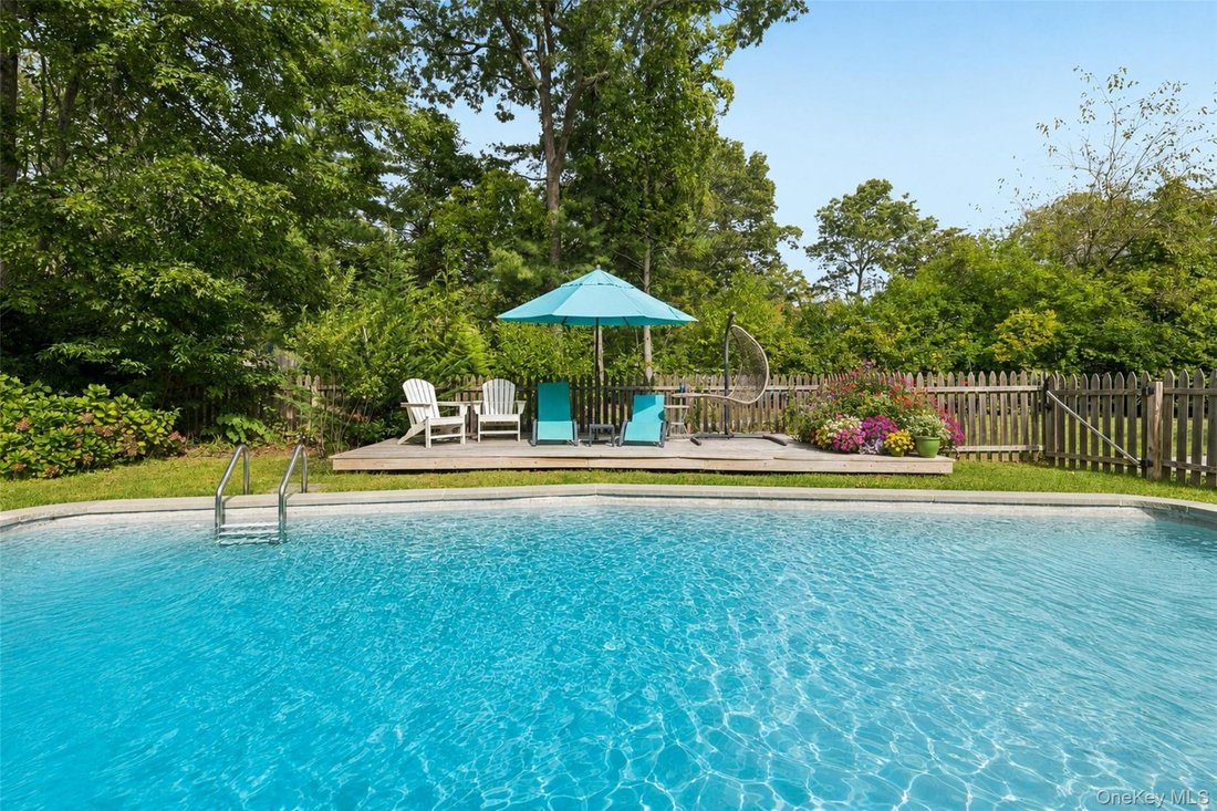 House in East Northport, New York, United States 3 - 18021753