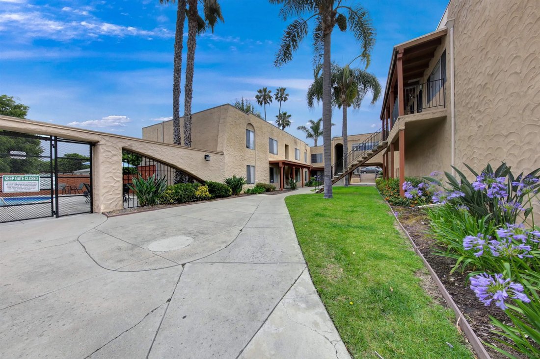 La Mesa, California, United States 4 - 18019929