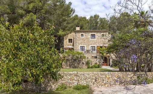 Country House in Santa Maria del Cami, Balearic Islands, Spain 1