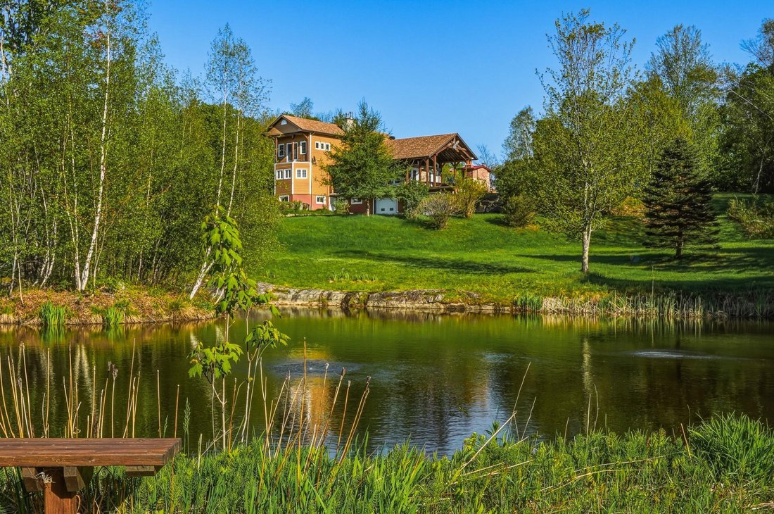 House in Potton, Quebec, Canada 1 - 18020522
