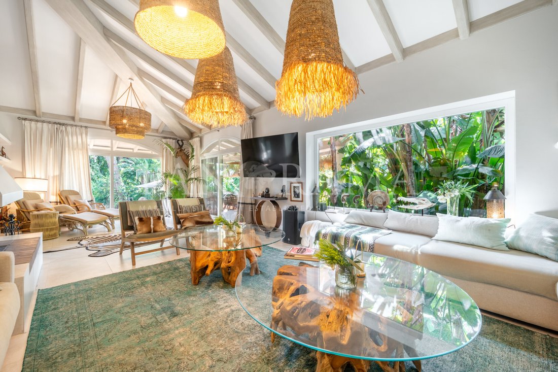 Villa en Elviria-Cabopino, Marbella, España 2 - 15760437