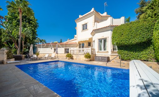 Villa in Marbella, Andalusia, Spain 1