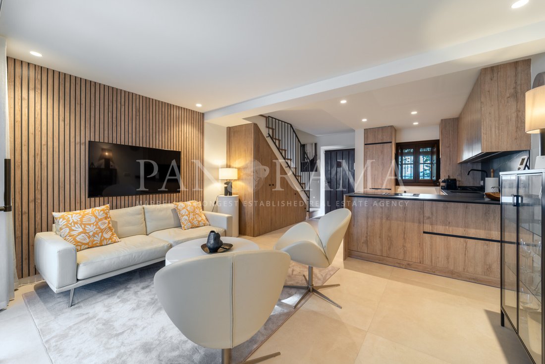 Townhouse in Marbella, Andalusia, Spain 2 - 16609305